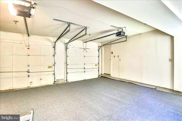 KENTLANDS - Residential