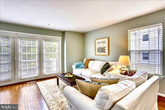 KENTLANDS - Residential