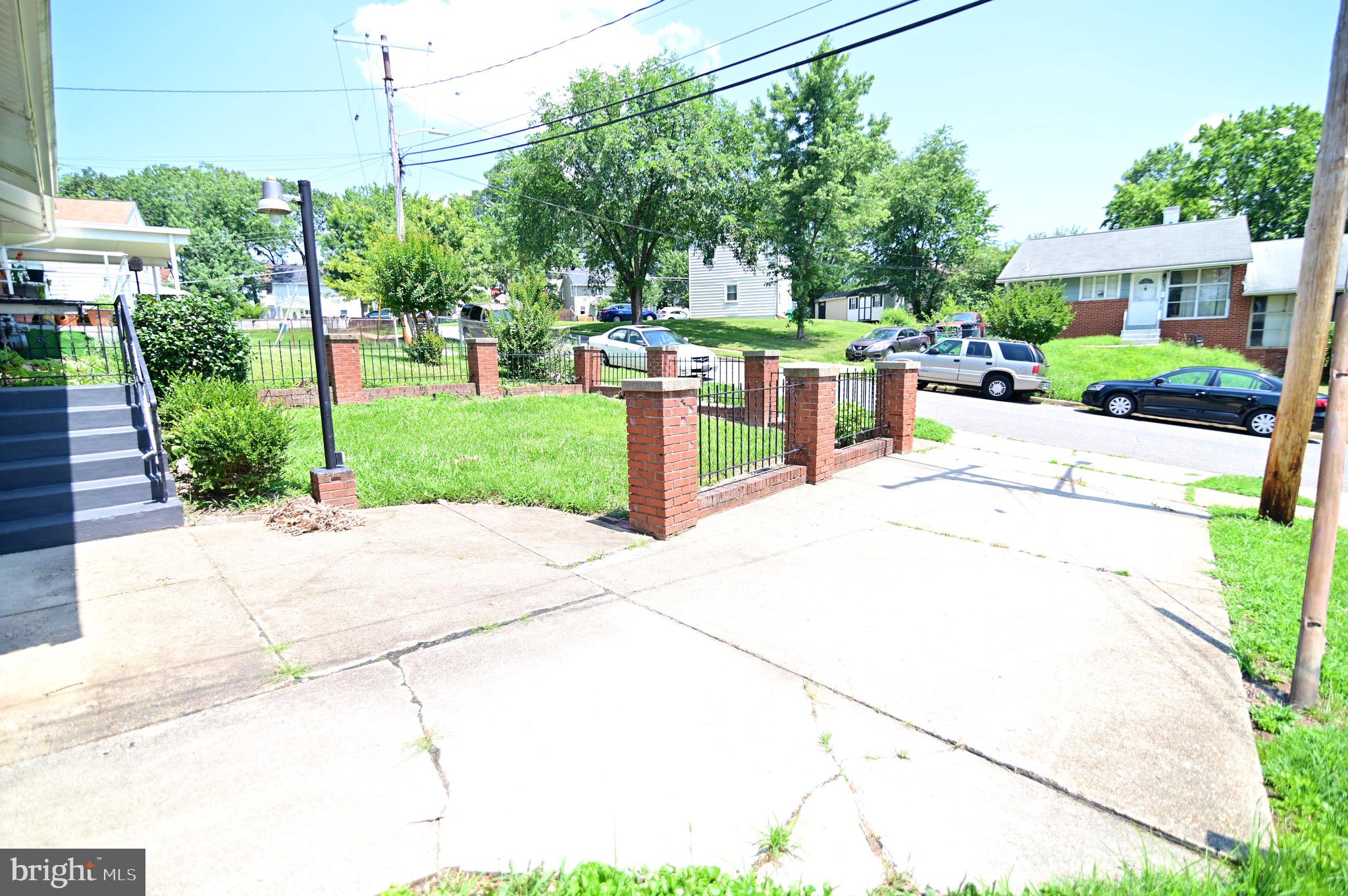 7405 GRAYRIDGE