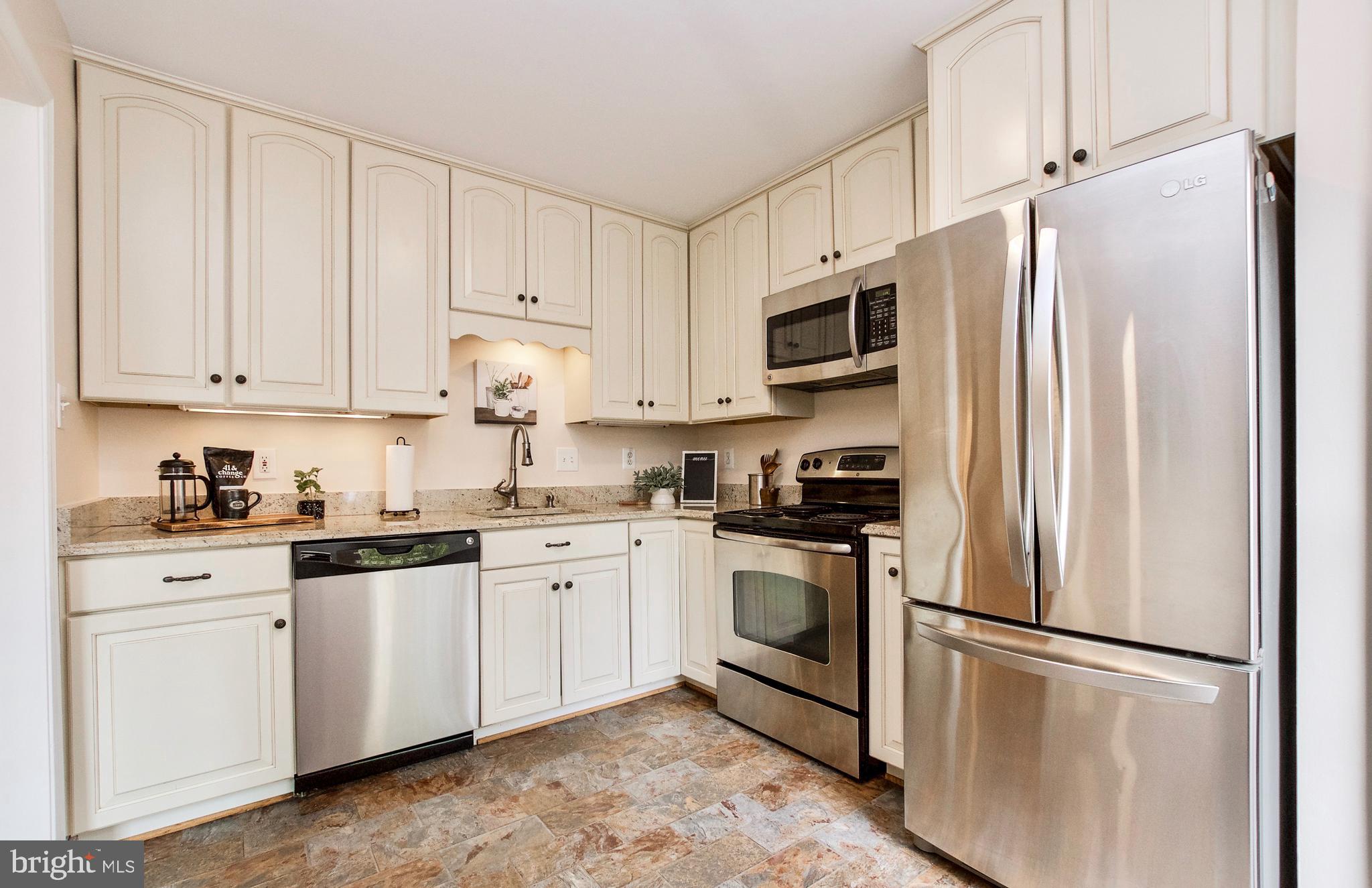 POTOMAC LAKES - Residential