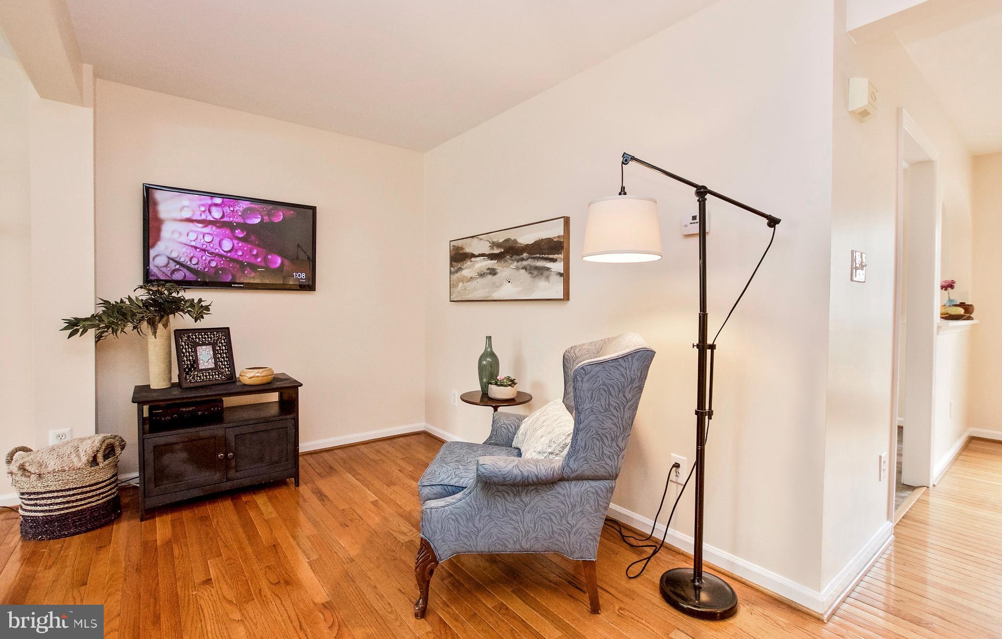 POTOMAC LAKES - Residential