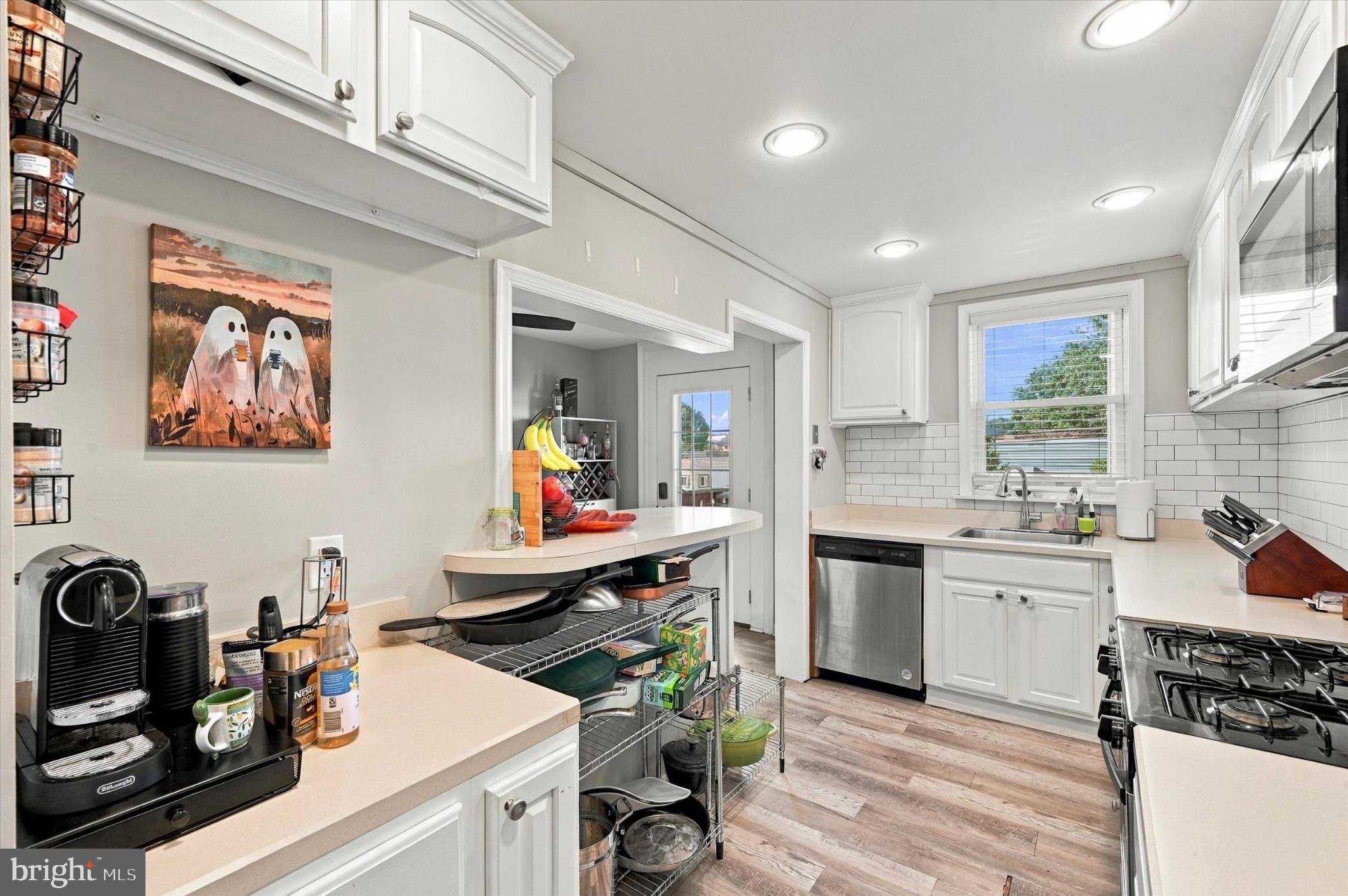 237 LYNN ROAD