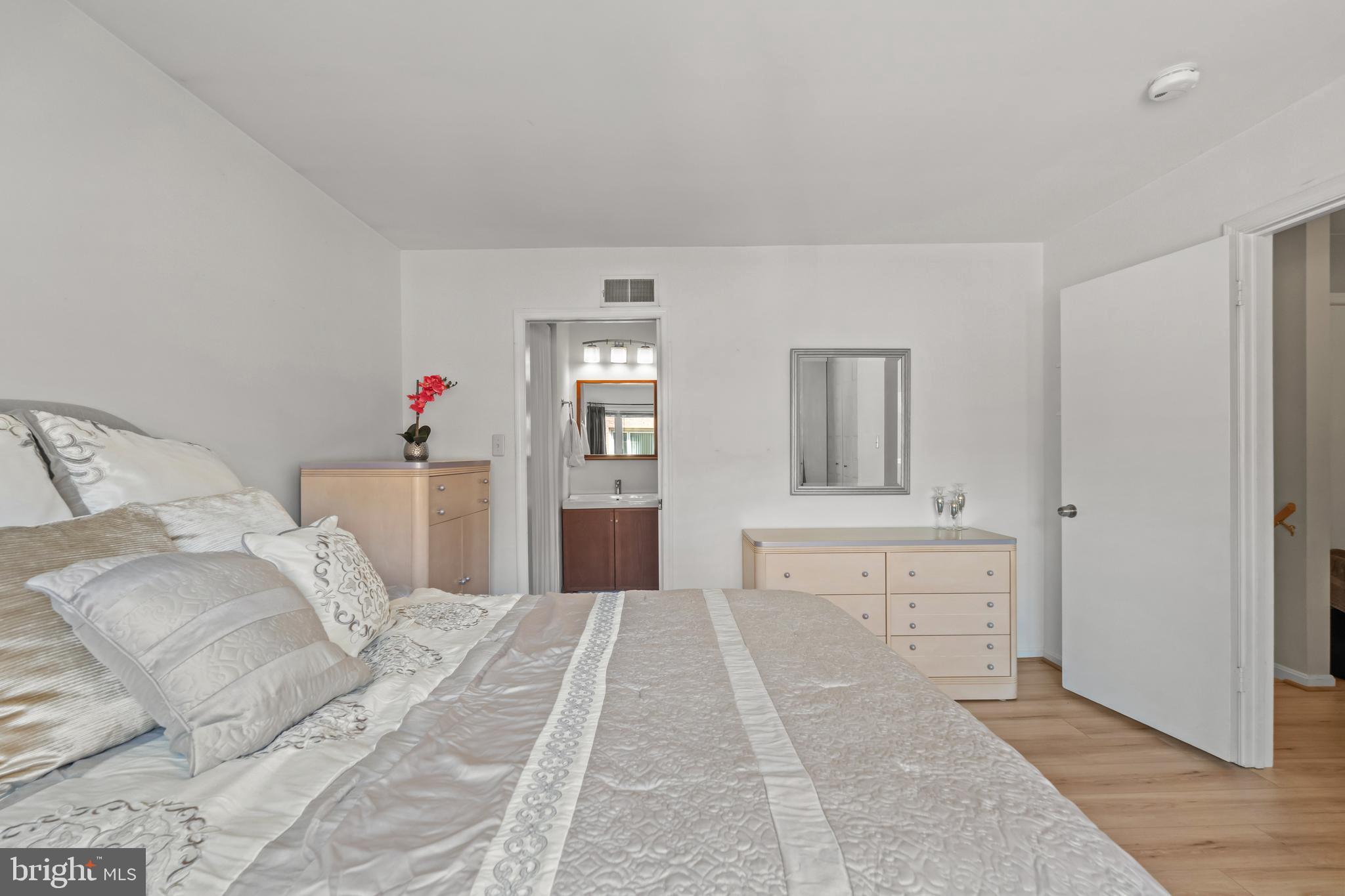 SEMINARY HEIGHTS - Residential