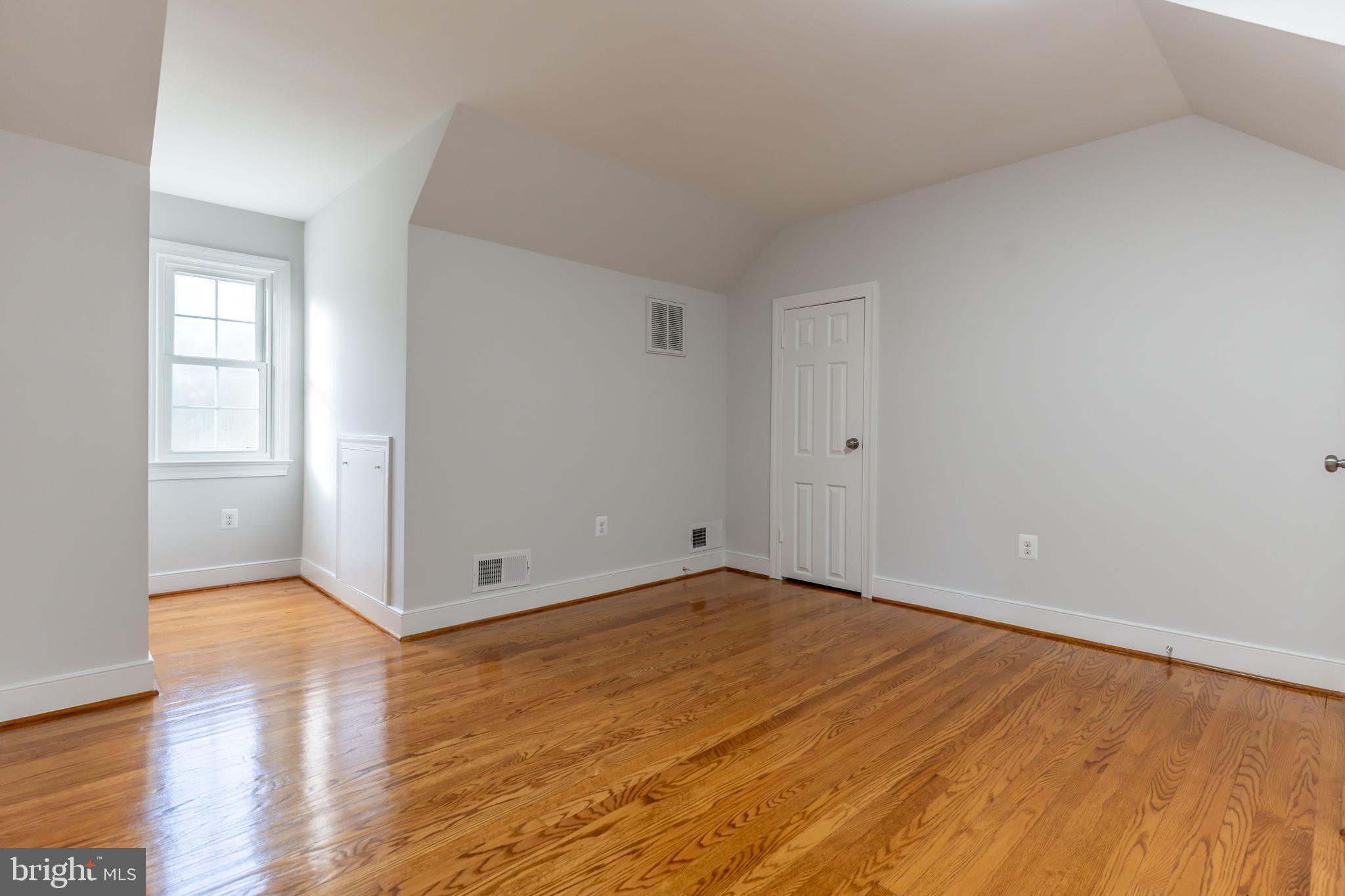 WESTWOOD - Residential