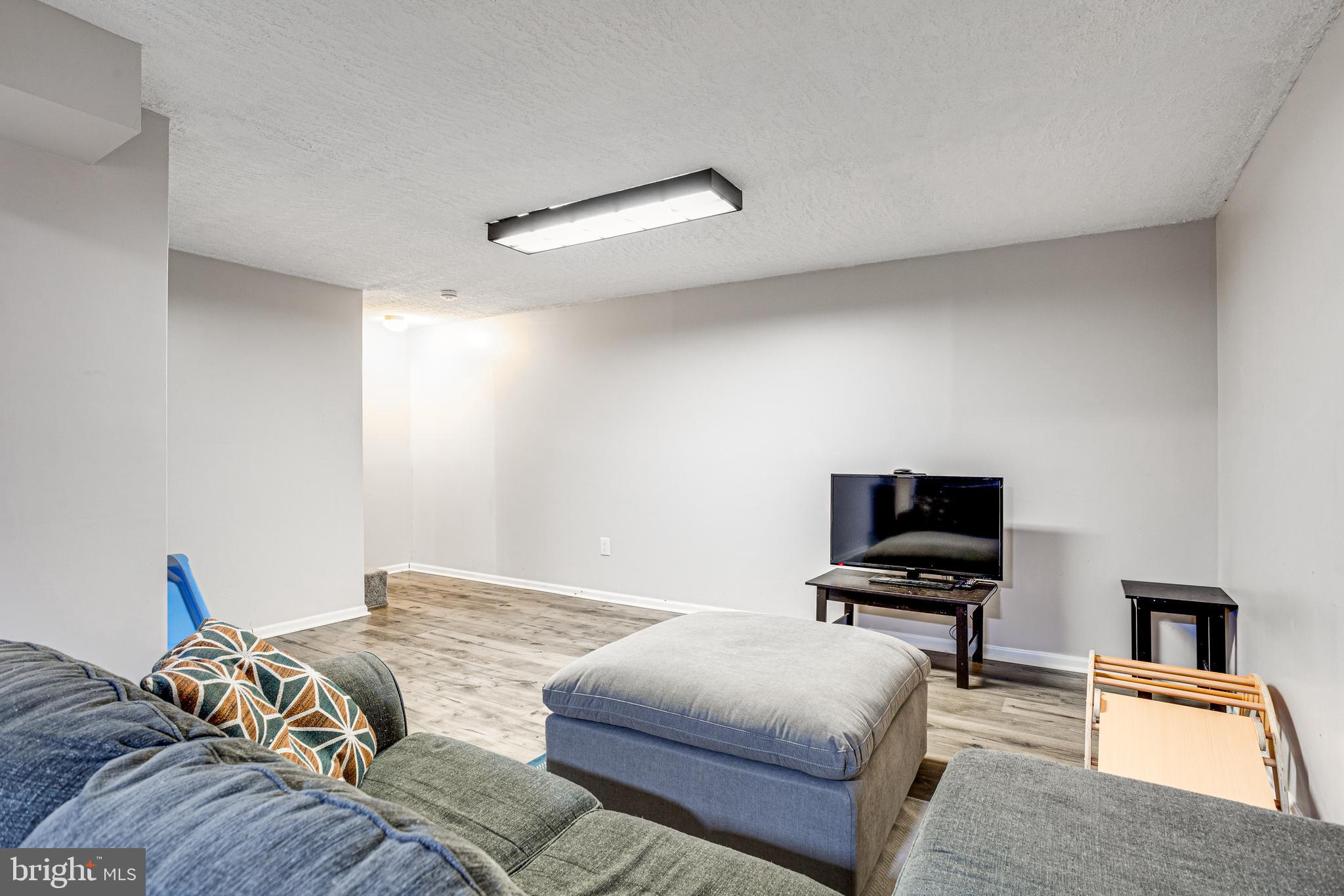 MORGANS RIDGE SUB - Residential Lease