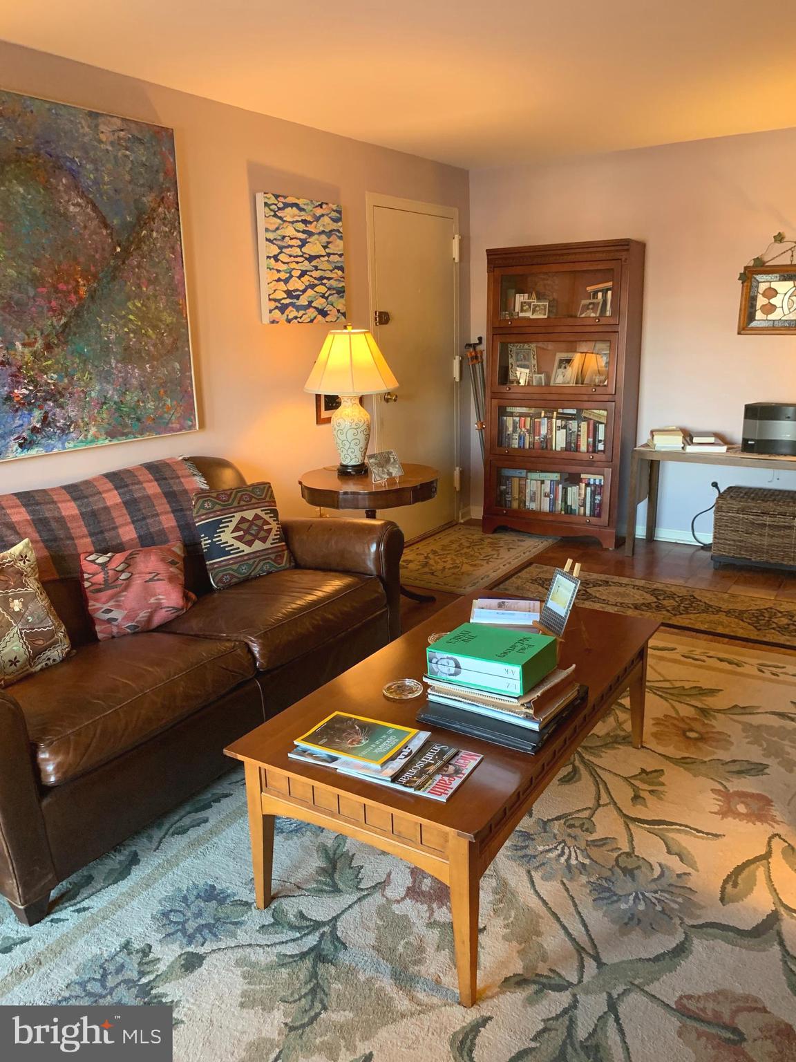 MAYFLOWER SQUARE - Residential