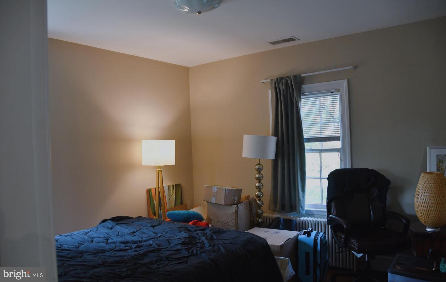 LYON VILLAGE - Residential Lease