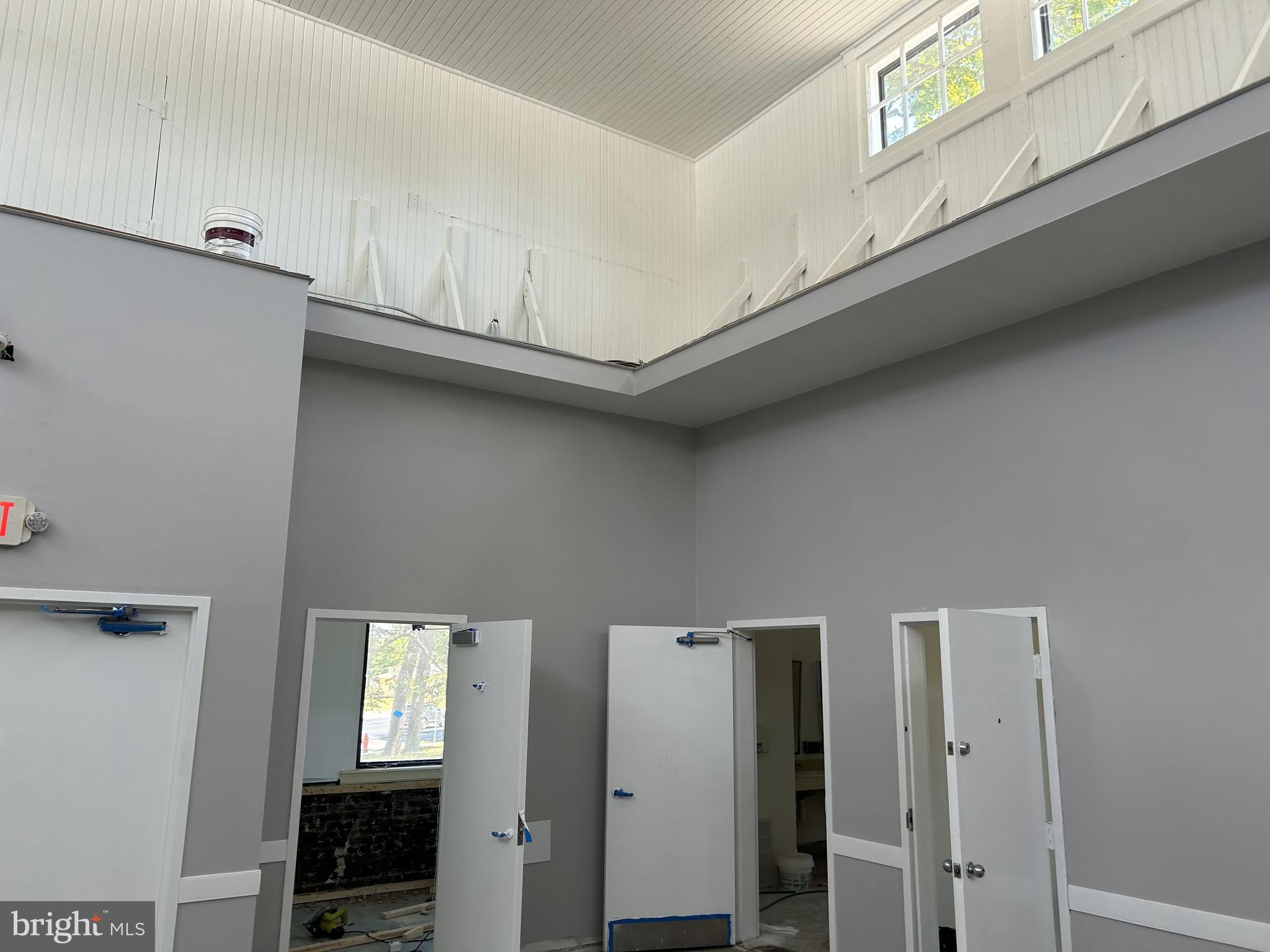 NOTTINGHAM - Commercial Sale