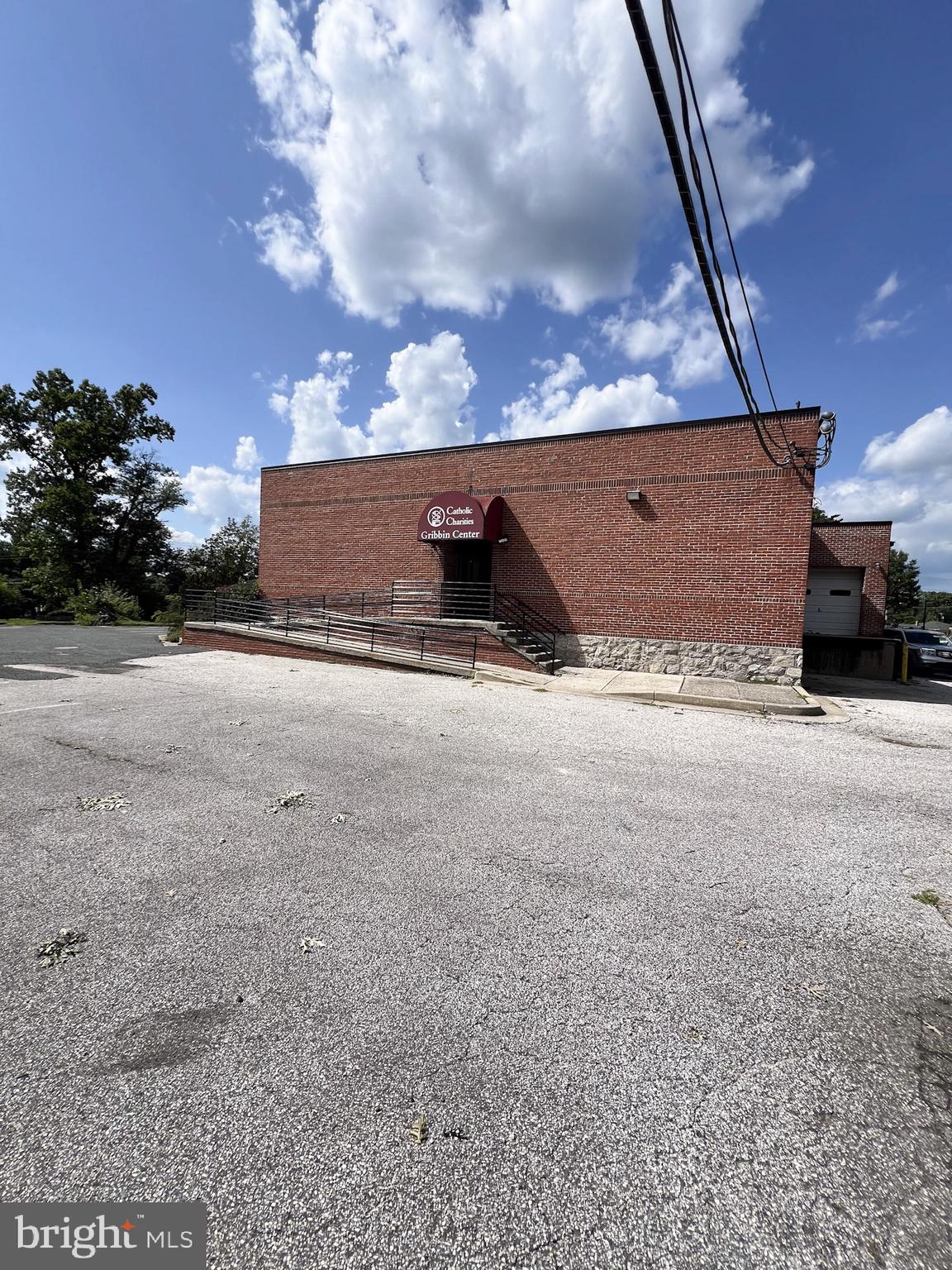 NOTTINGHAM - Commercial Sale