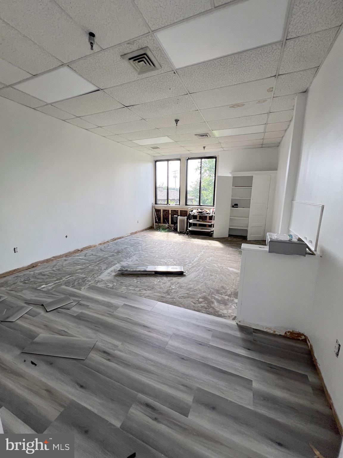 NOTTINGHAM - Commercial Sale