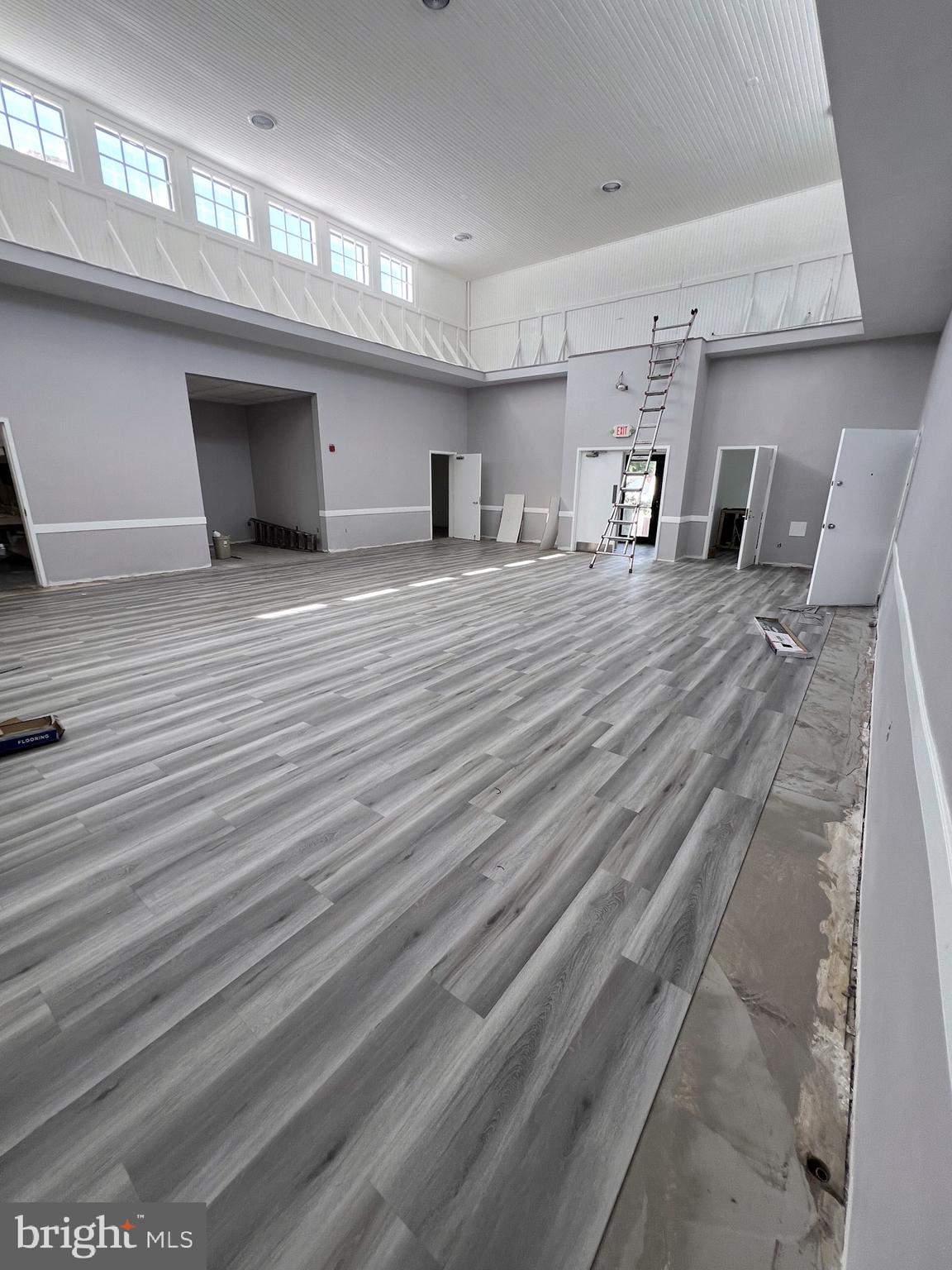 NOTTINGHAM - Commercial Sale