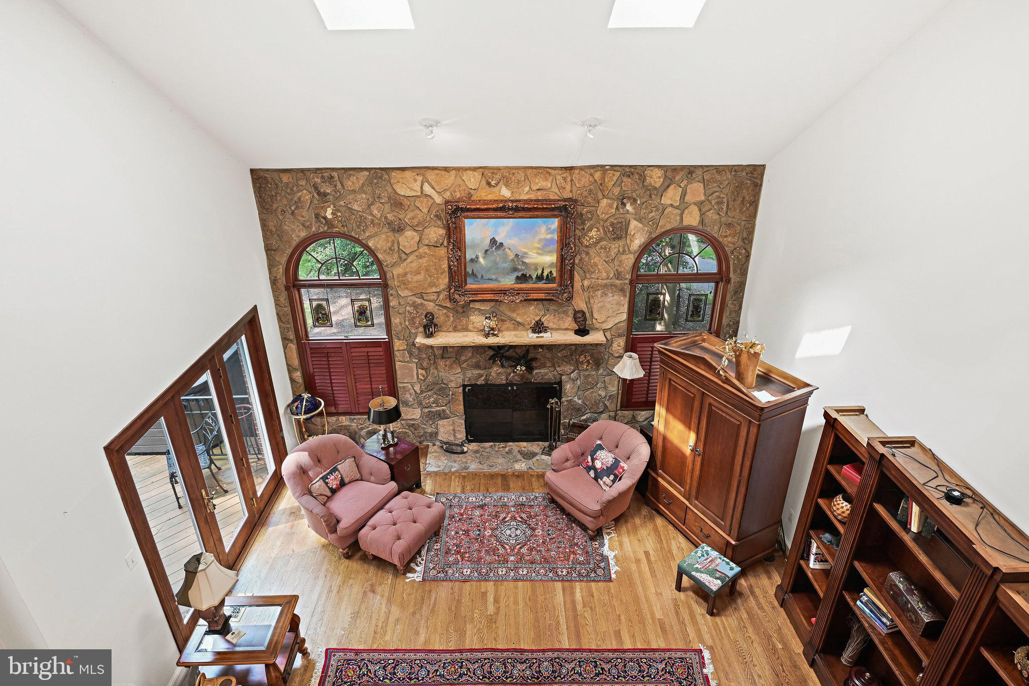 VALEWOOD MANOR - Residential