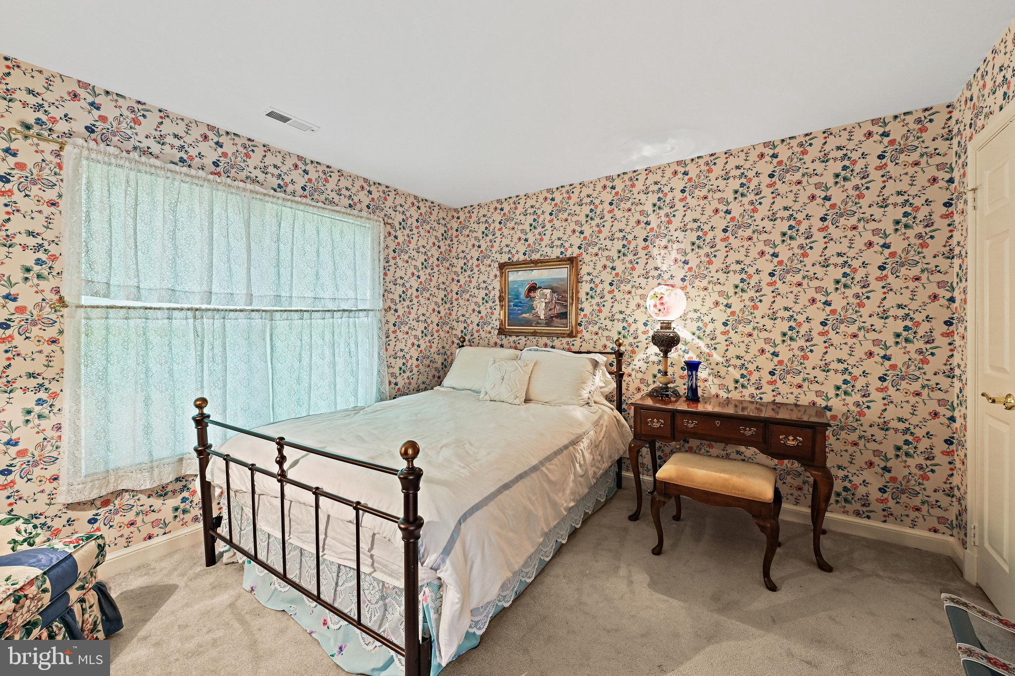 VALEWOOD MANOR - Residential