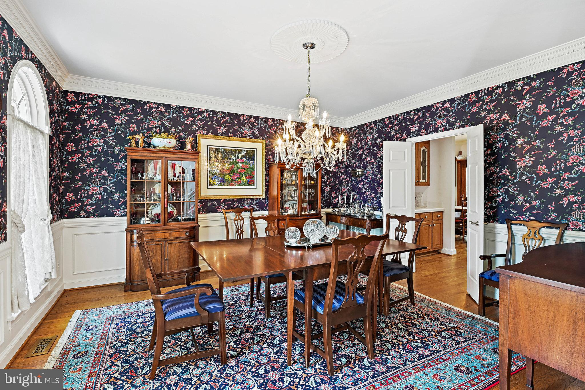 VALEWOOD MANOR - Residential