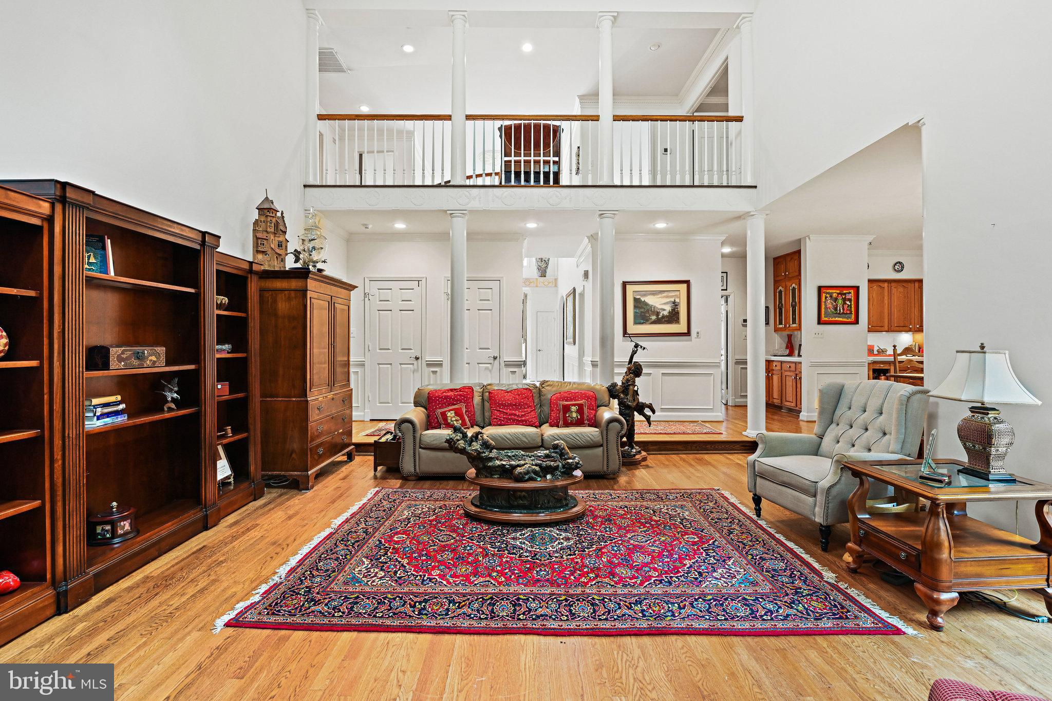 VALEWOOD MANOR - Residential