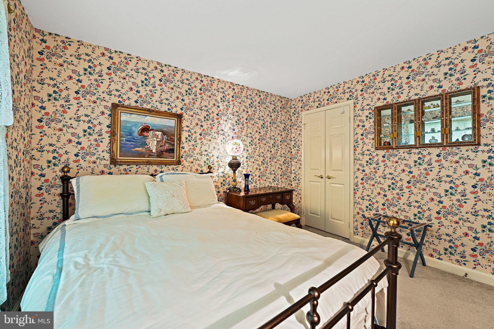 VALEWOOD MANOR - Residential