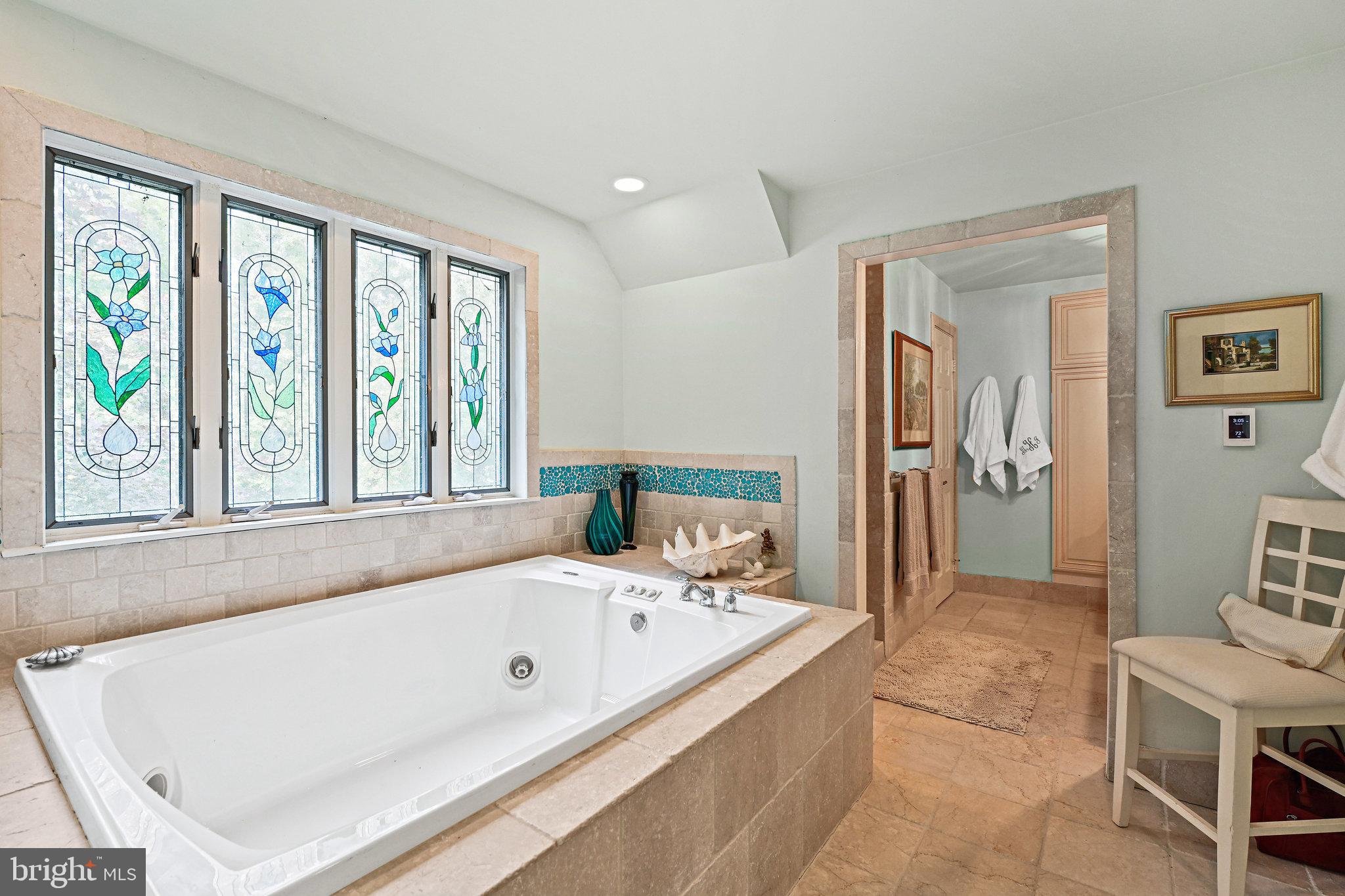 VALEWOOD MANOR - Residential