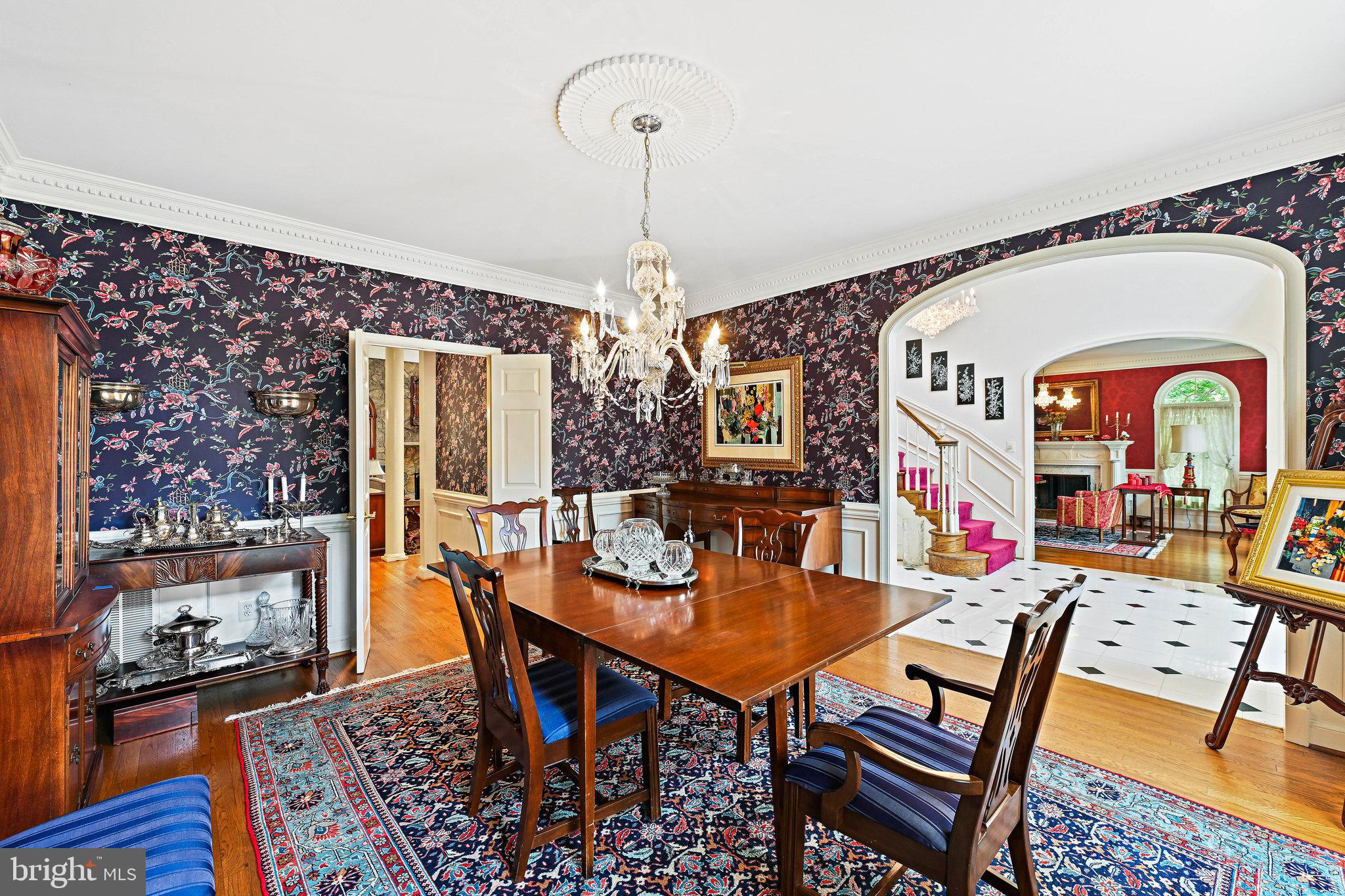 VALEWOOD MANOR - Residential