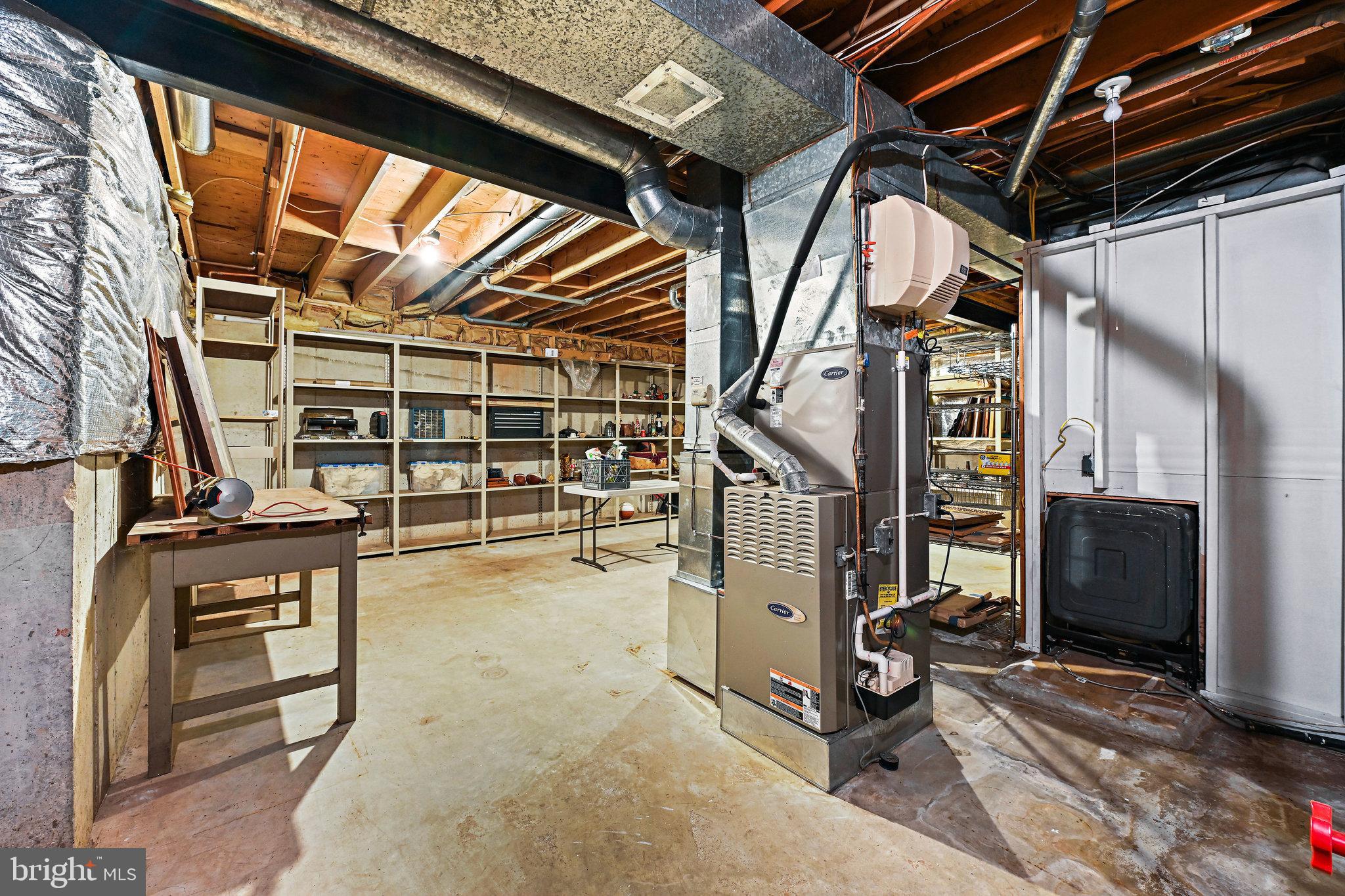 VALEWOOD MANOR - Residential