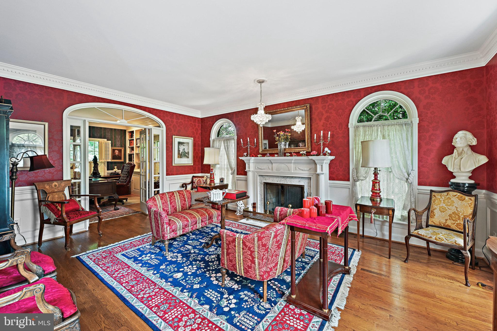 VALEWOOD MANOR - Residential