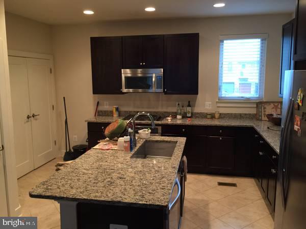 HYATTSVILLE ARTS DISTRICT - Residential Lease