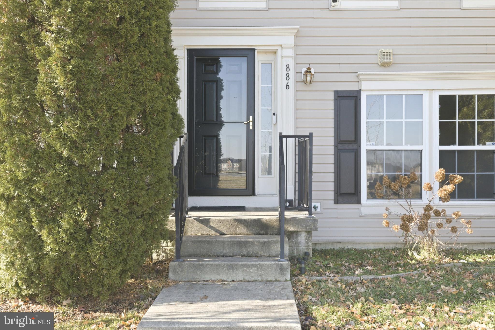 MIRAMAR LANDING - Residential Lease