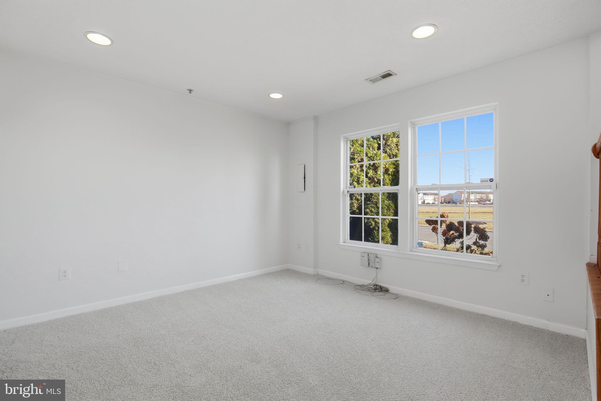 MIRAMAR LANDING - Residential Lease