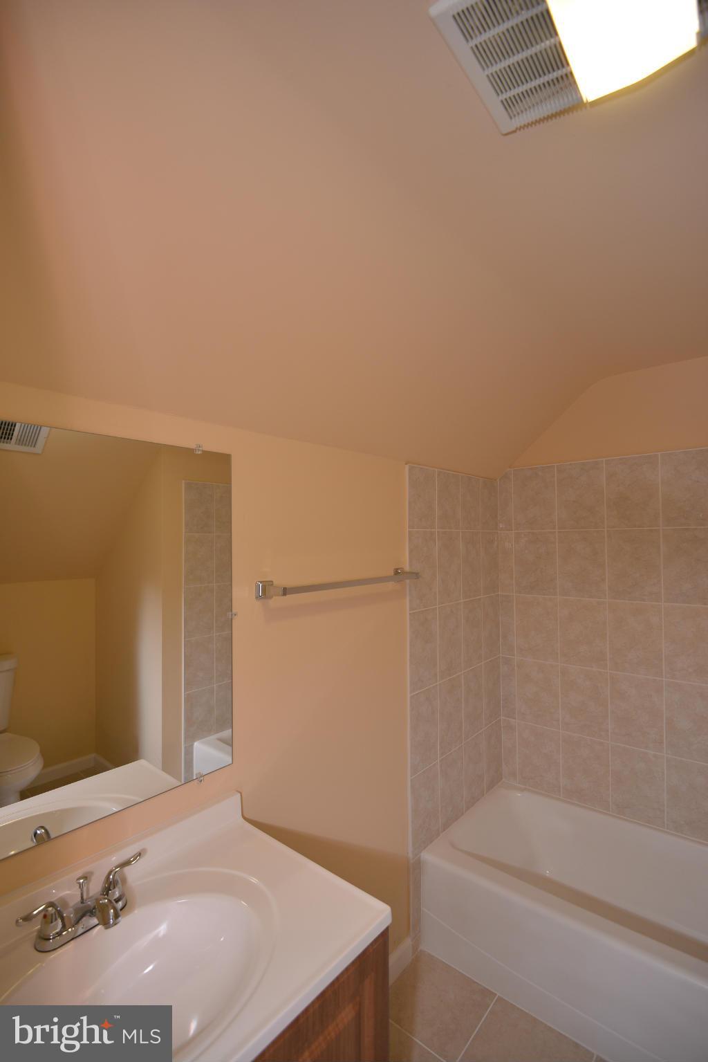 RADIANT VALLEY - Residential