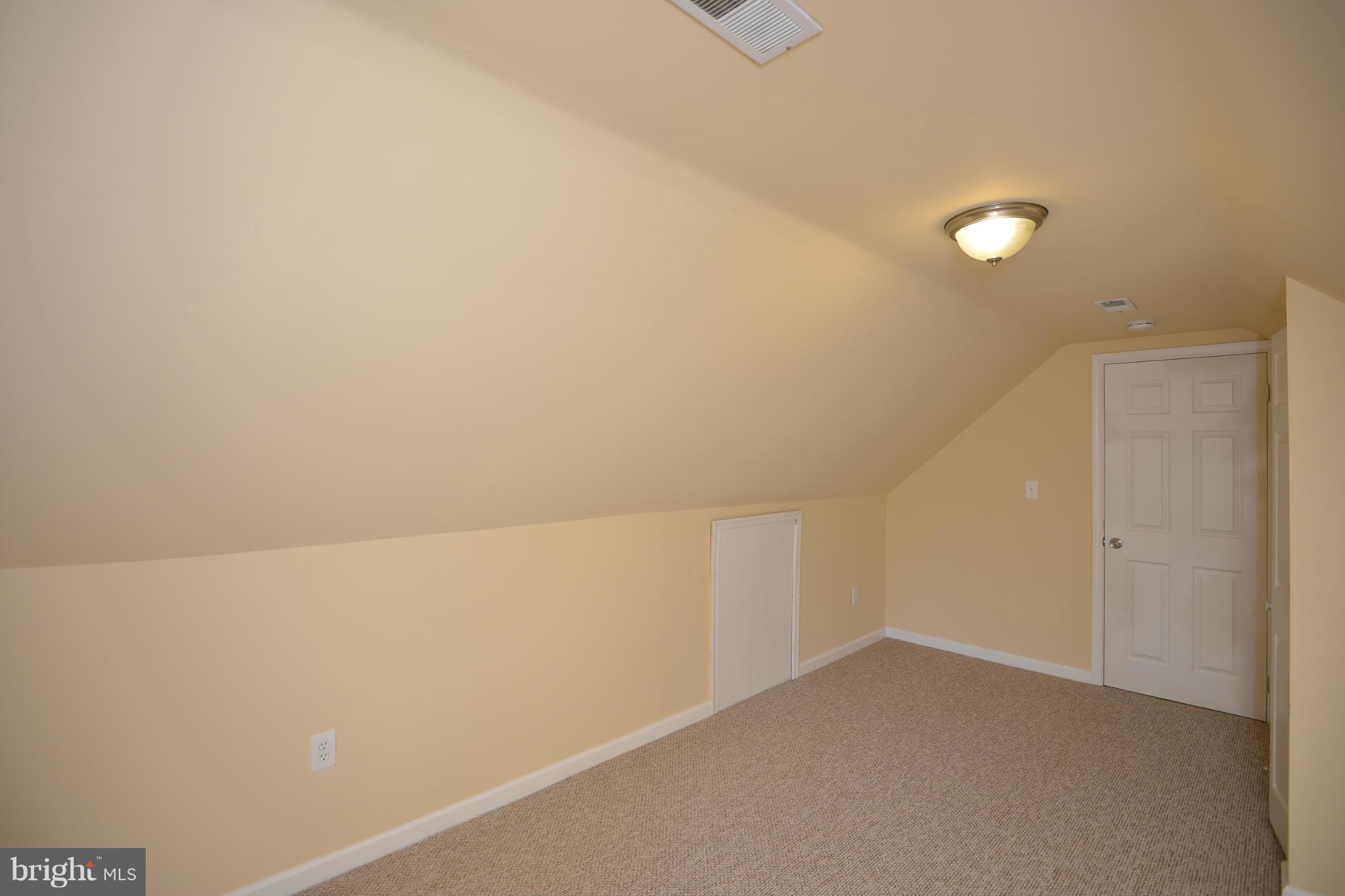 RADIANT VALLEY - Residential