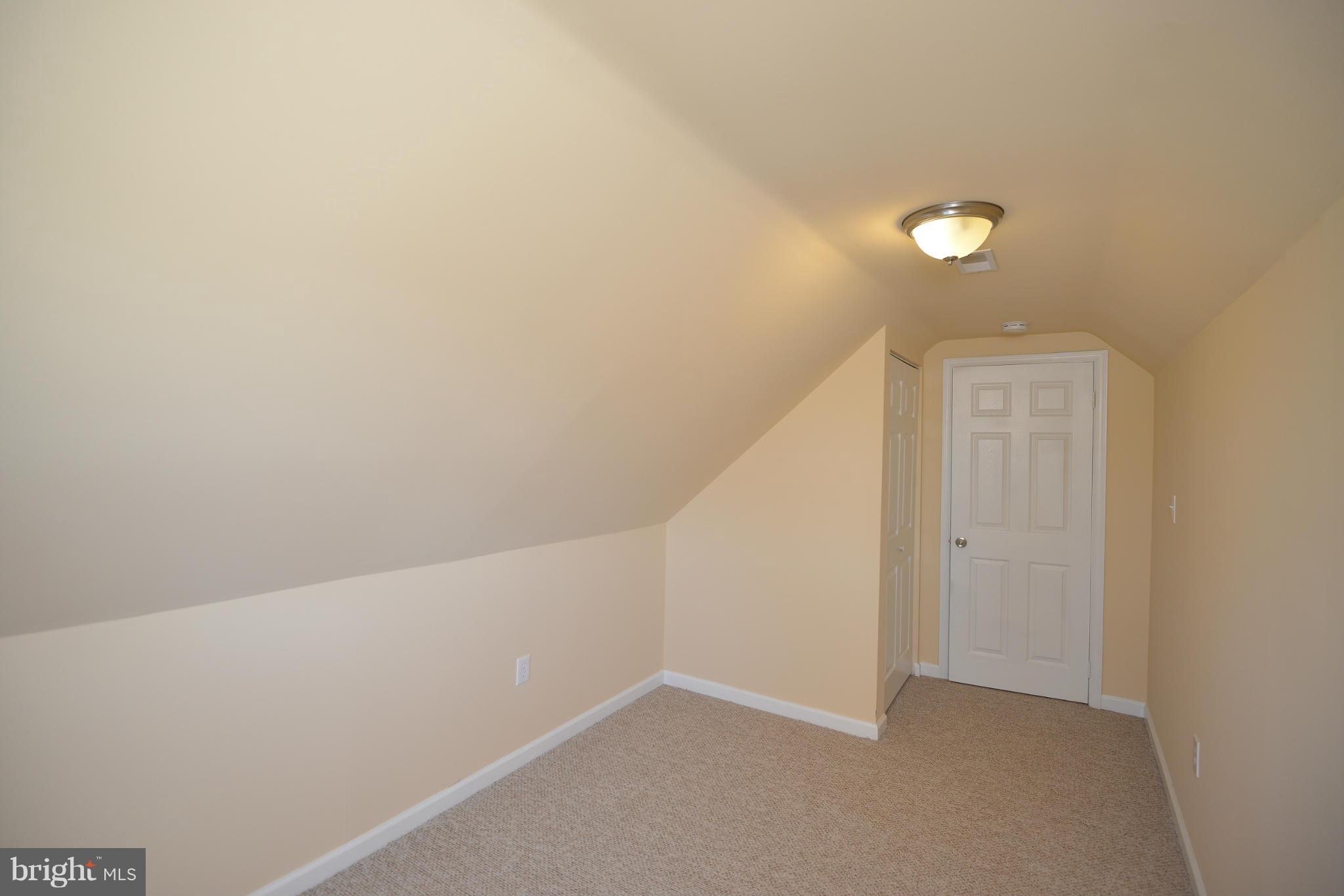 RADIANT VALLEY - Residential