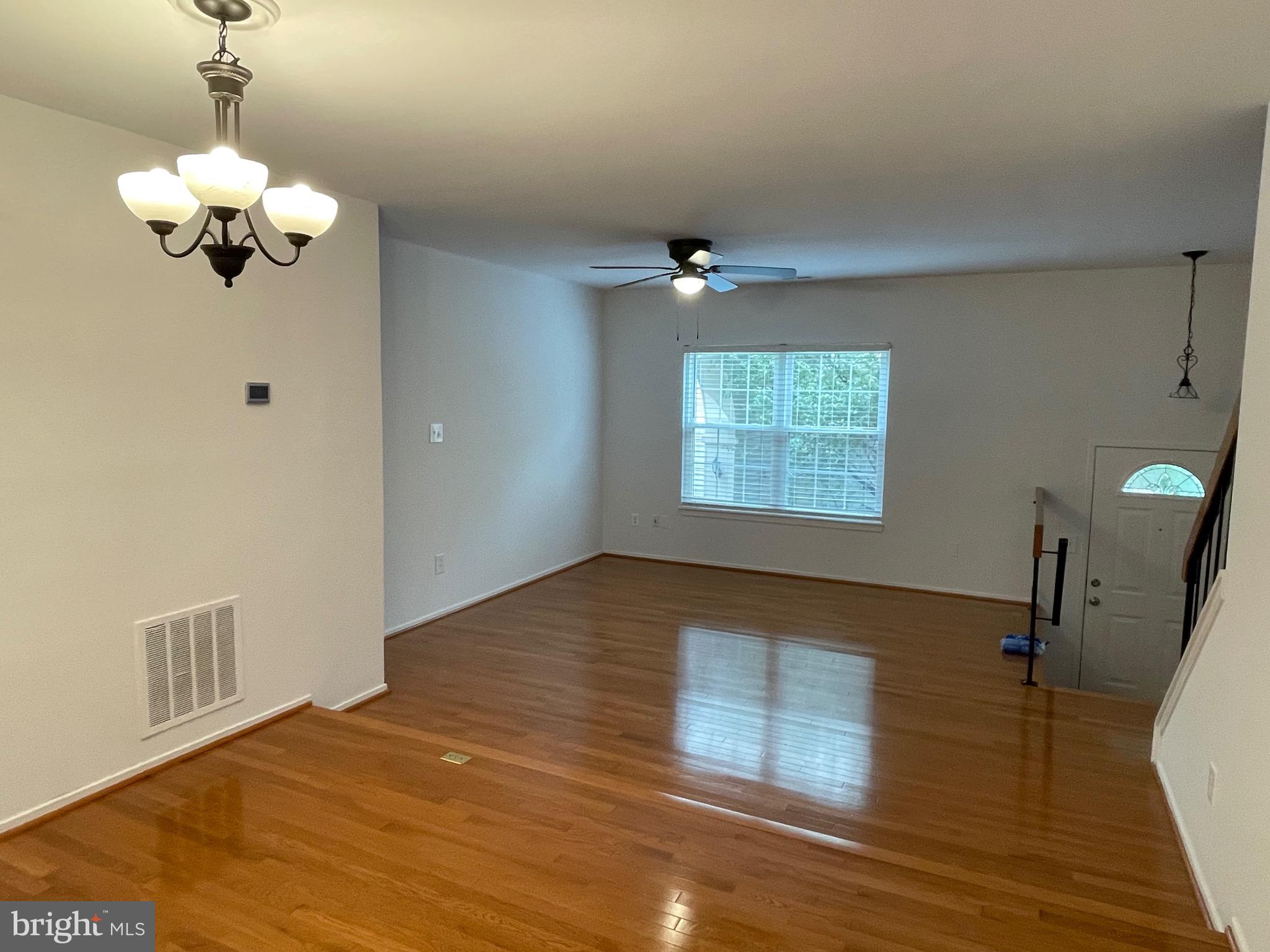 OAKWOOD COMMONS AT BURKE - Residential Lease