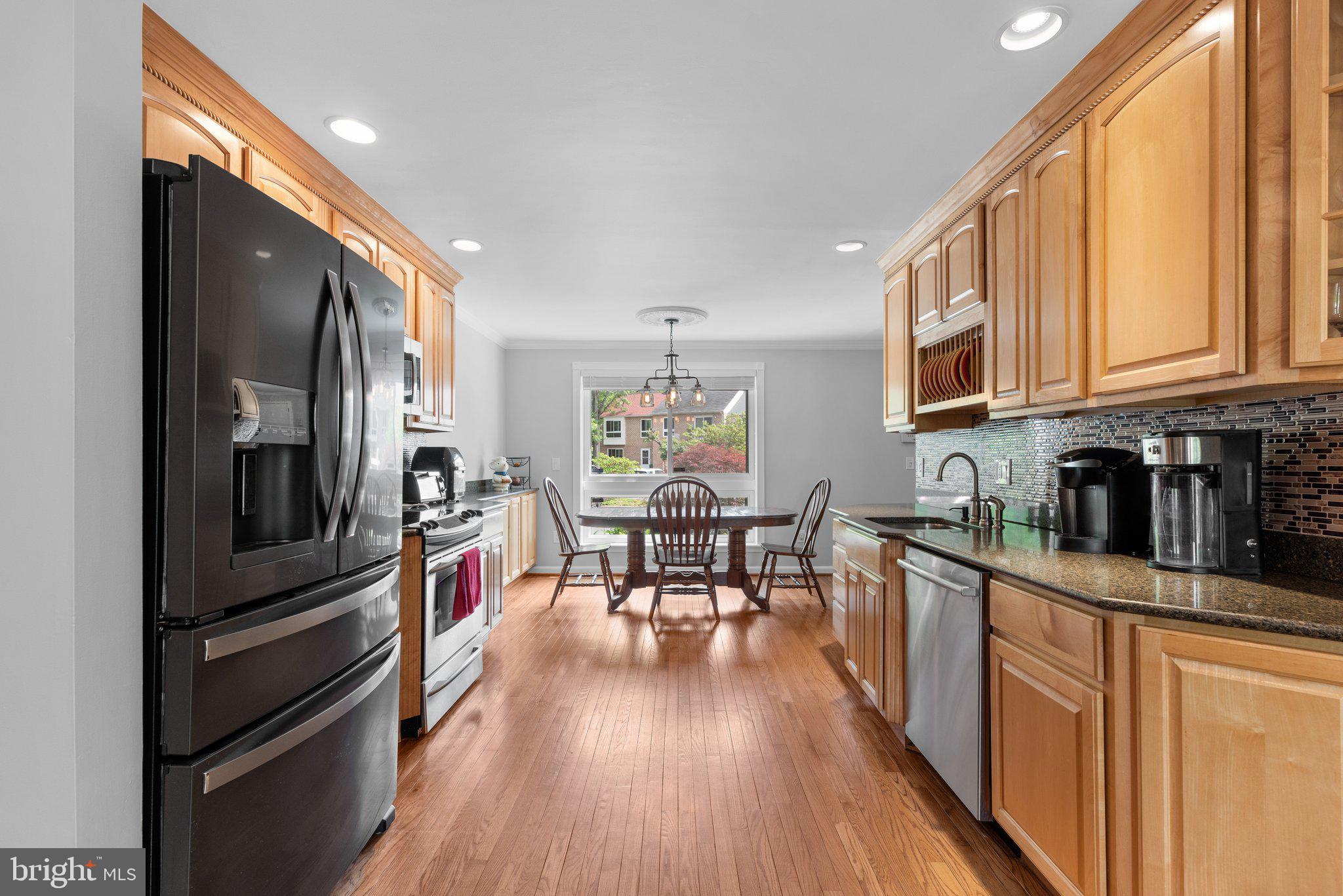 7256 DOCKSIDE LANE