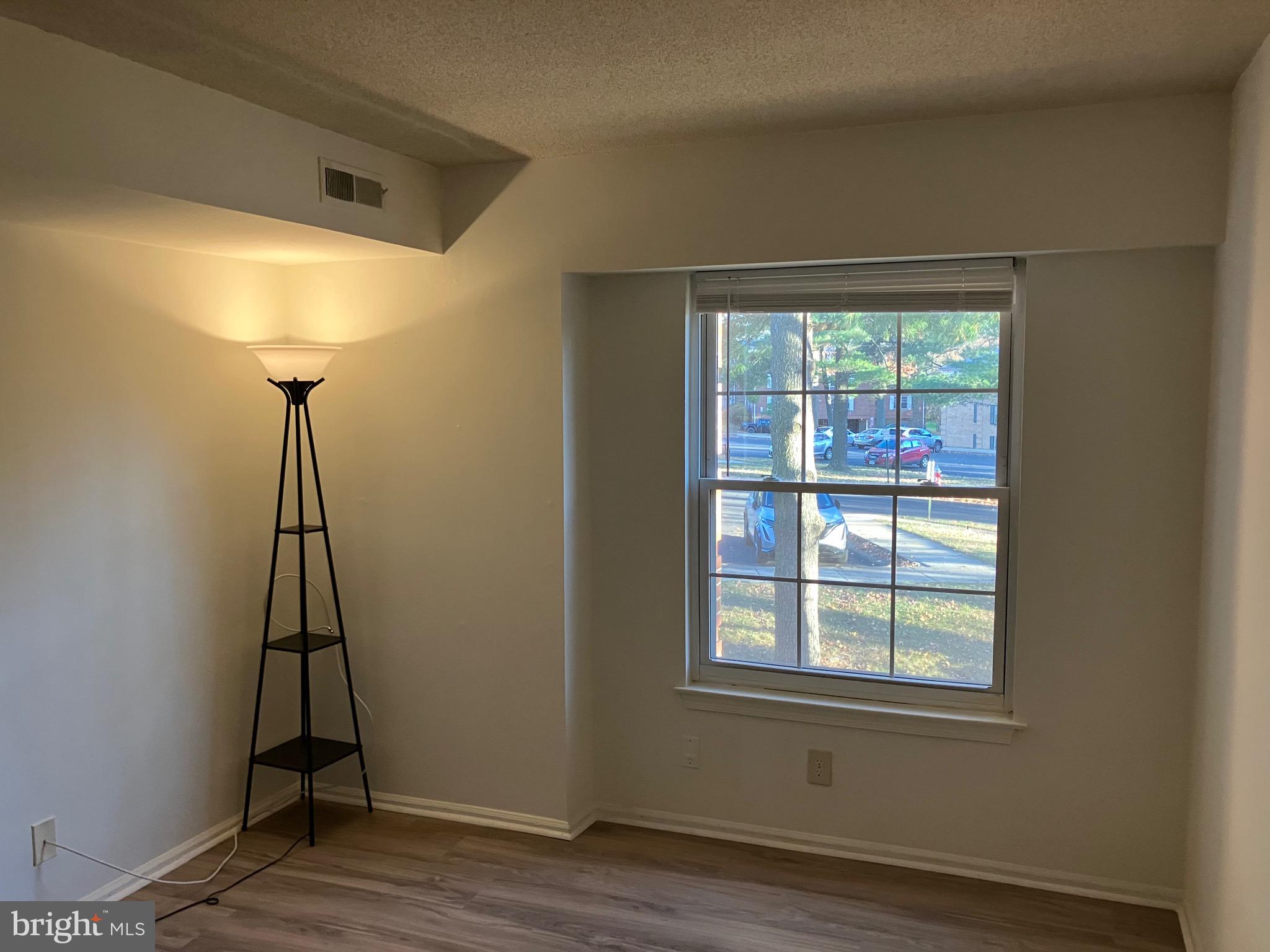 COLONIES AT MCLEAN - Residential Lease