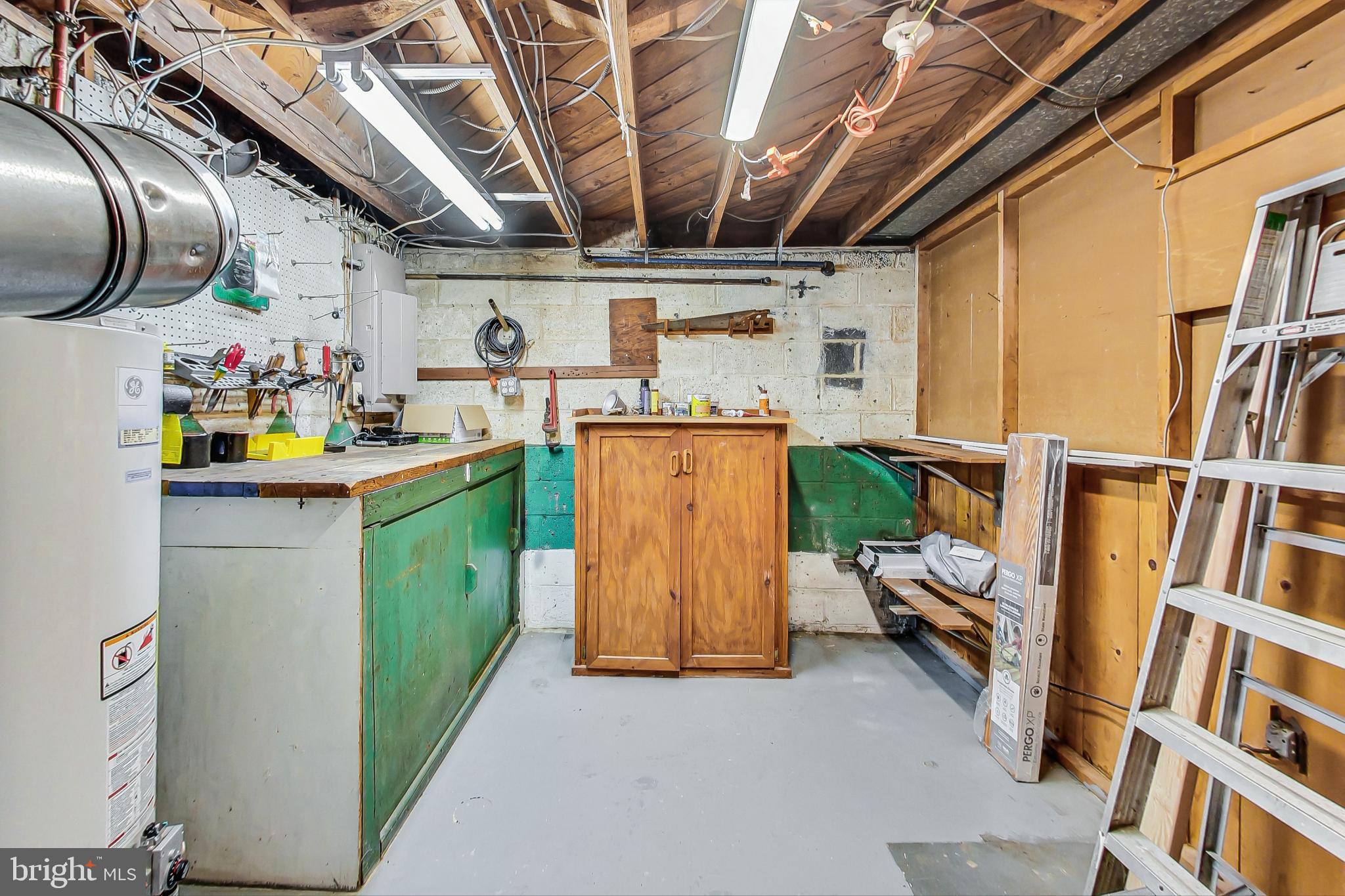 CLEARVIEW - Residential Lease