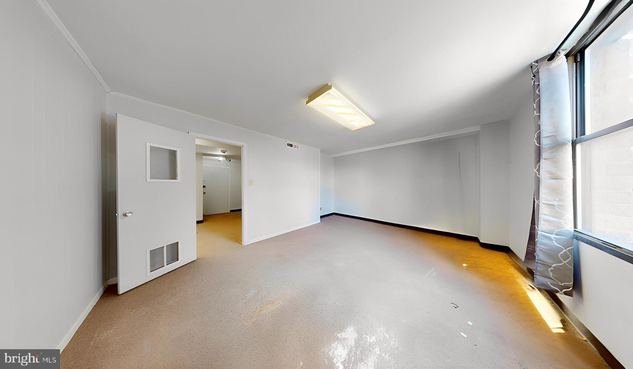 FORTY SIX HUNDRED - Residential