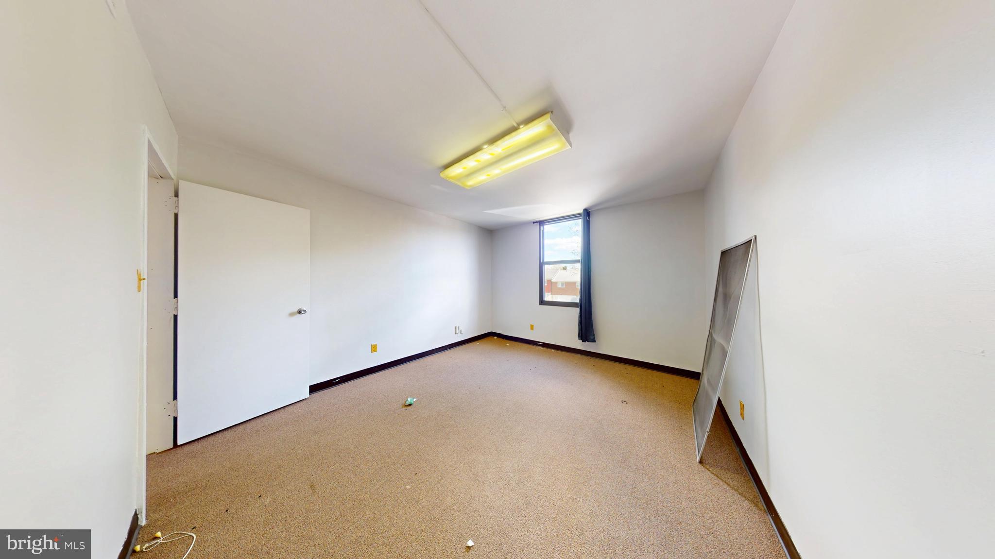 FORTY SIX HUNDRED - Residential