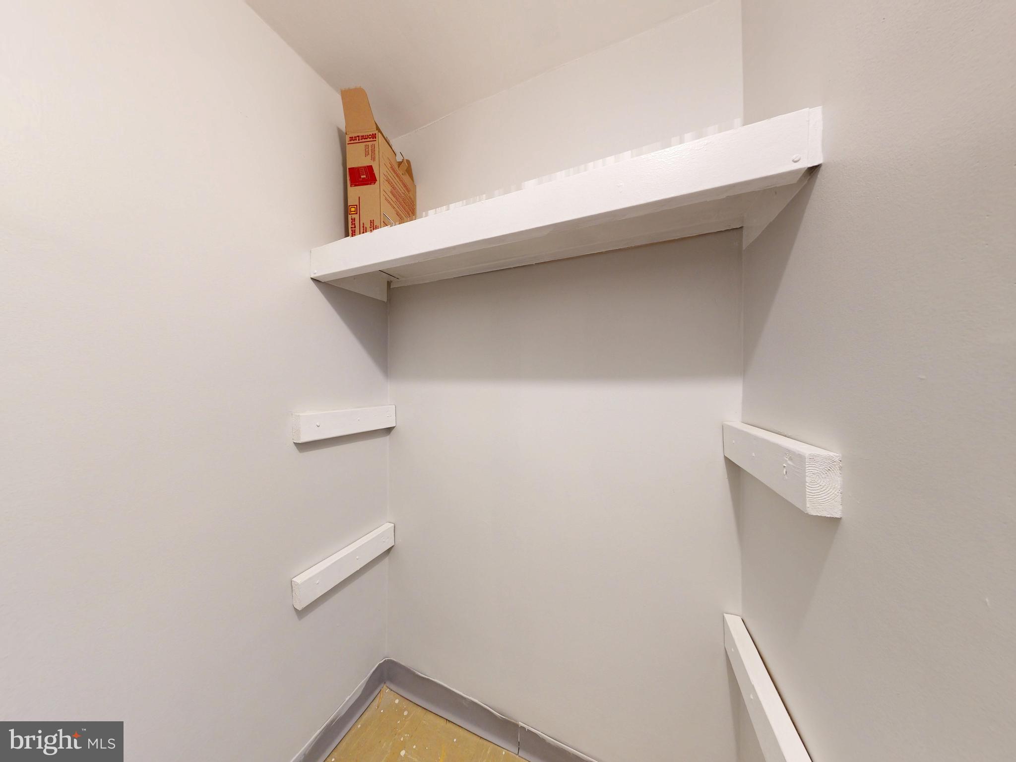 FORTY SIX HUNDRED - Residential