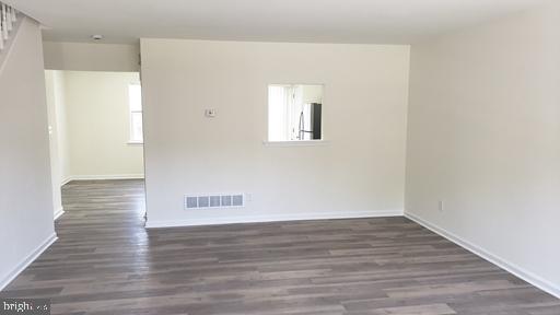 7 SADDLE RIDGE COURT
