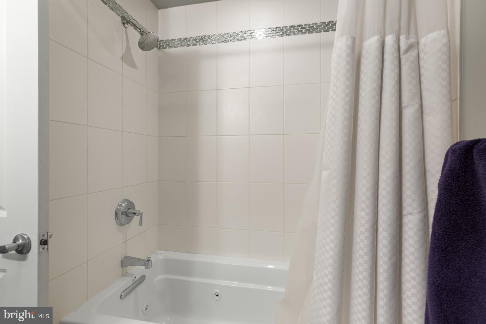 NORTHERN LIBERTIES - Residential Lease