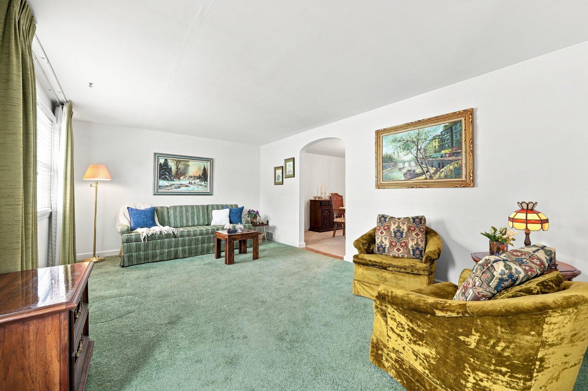 415 CENTRAL AVENUE