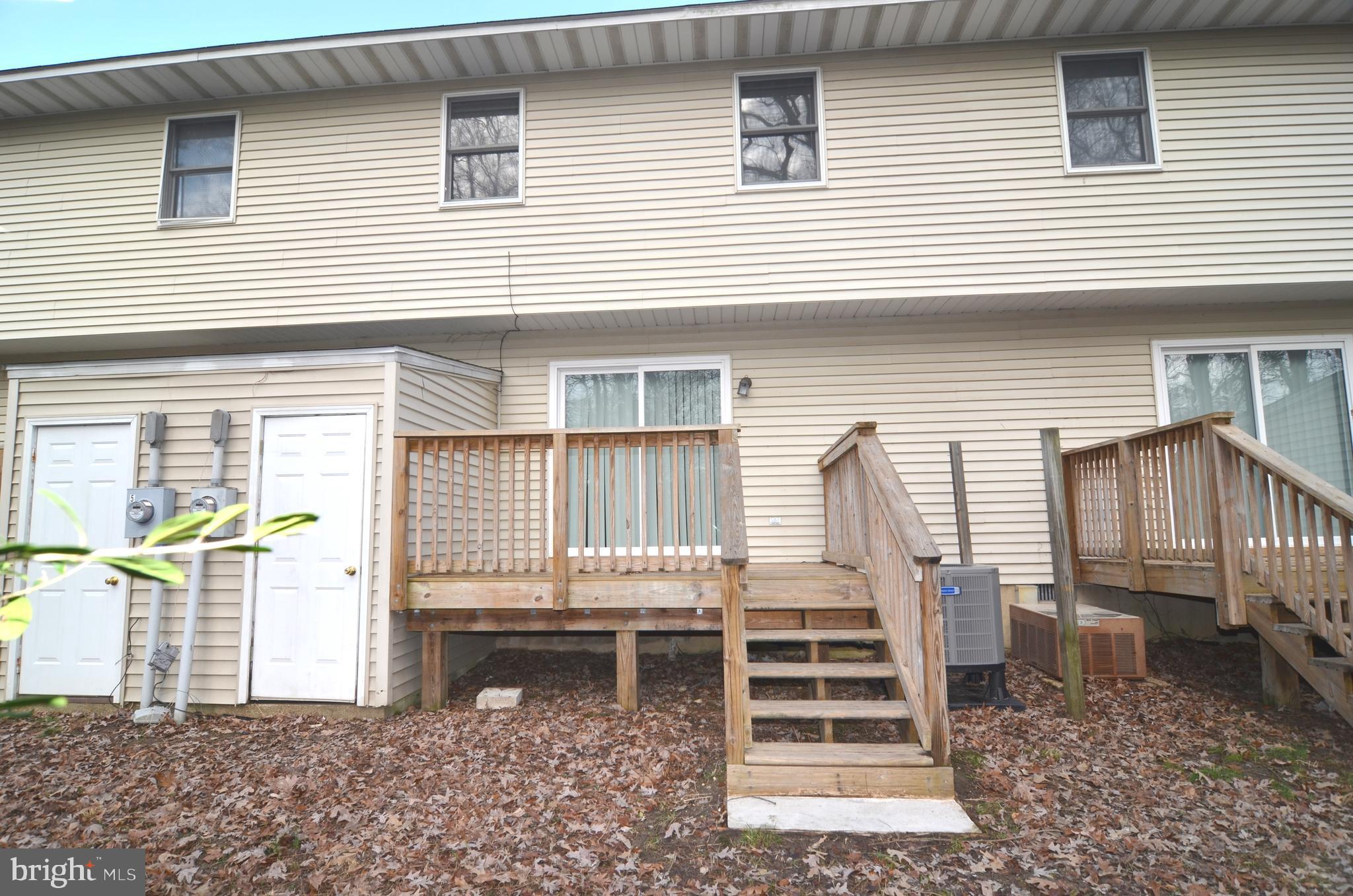 SPRING VALLEY - Residential Lease