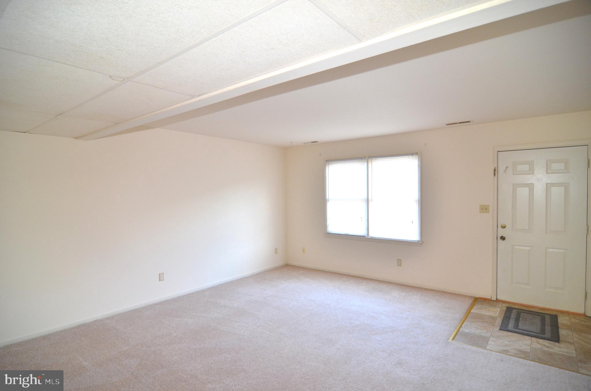 SPRING VALLEY - Residential Lease