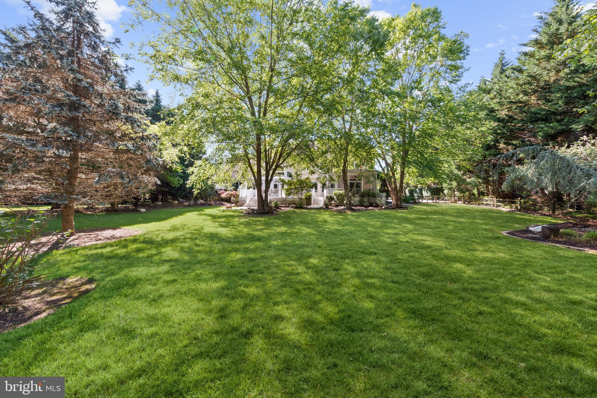 GOLF ESTATES - Residential