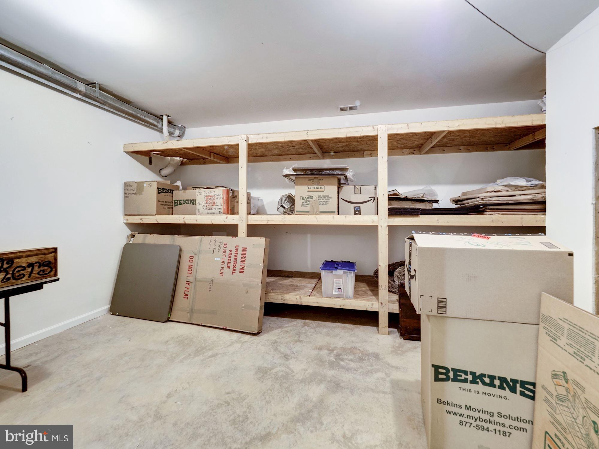 GOLF ESTATES - Residential