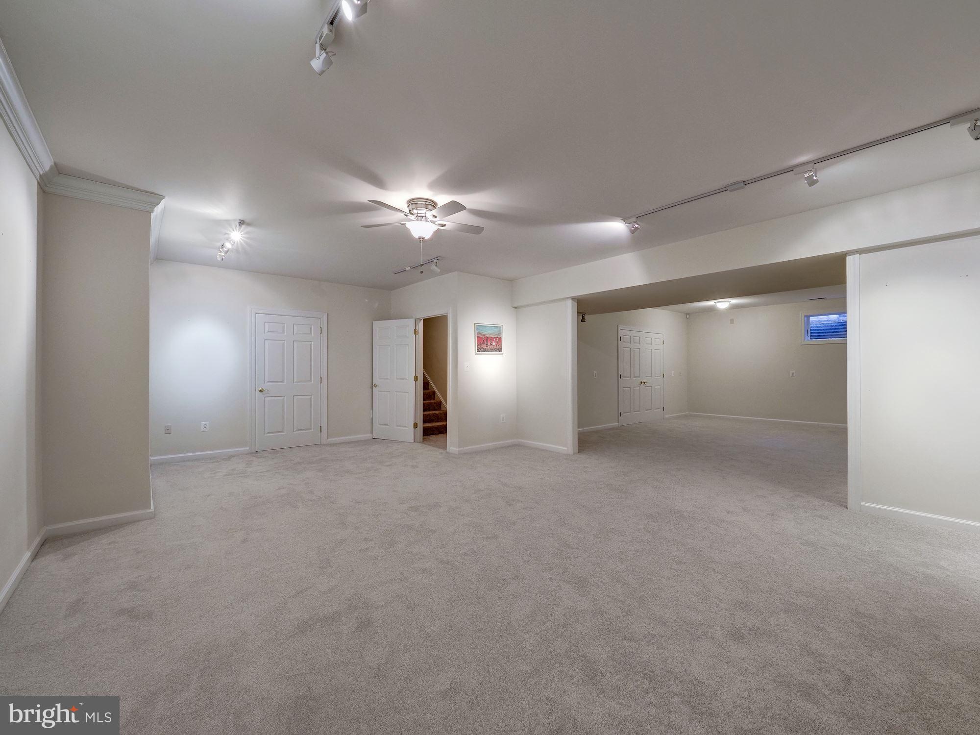 GOLF ESTATES - Residential