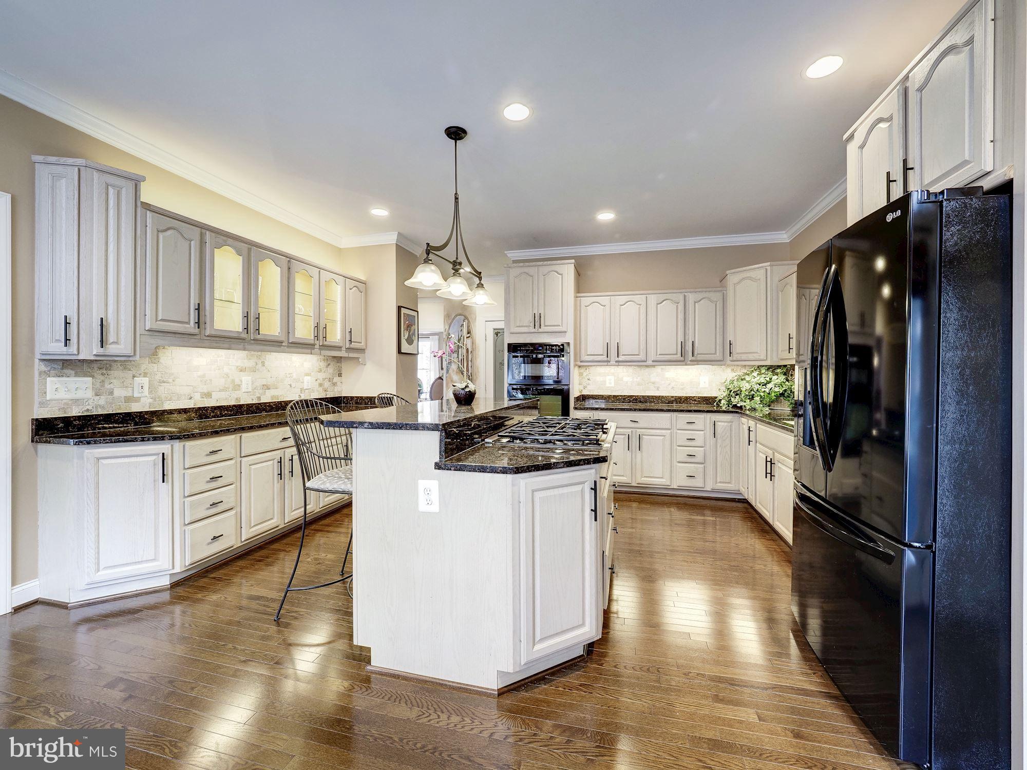 GOLF ESTATES - Residential