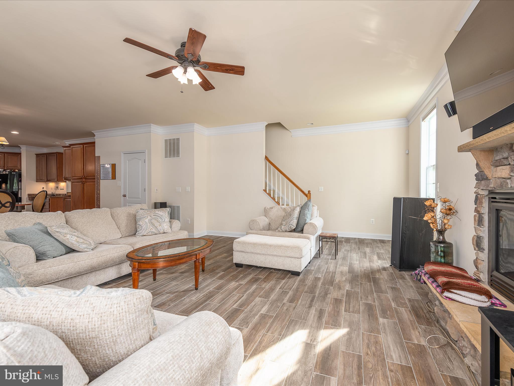 BROOKFIELD - Residential Lease