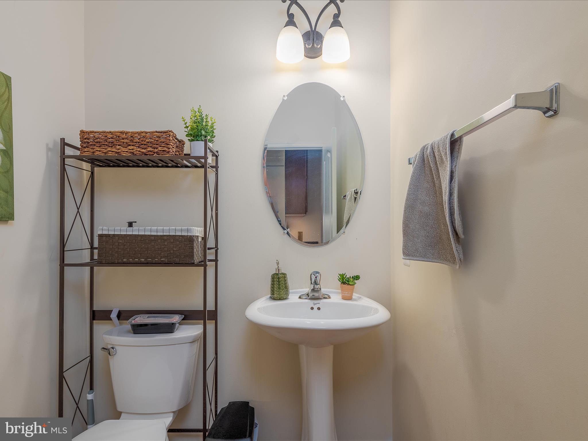 BROOKFIELD - Residential Lease