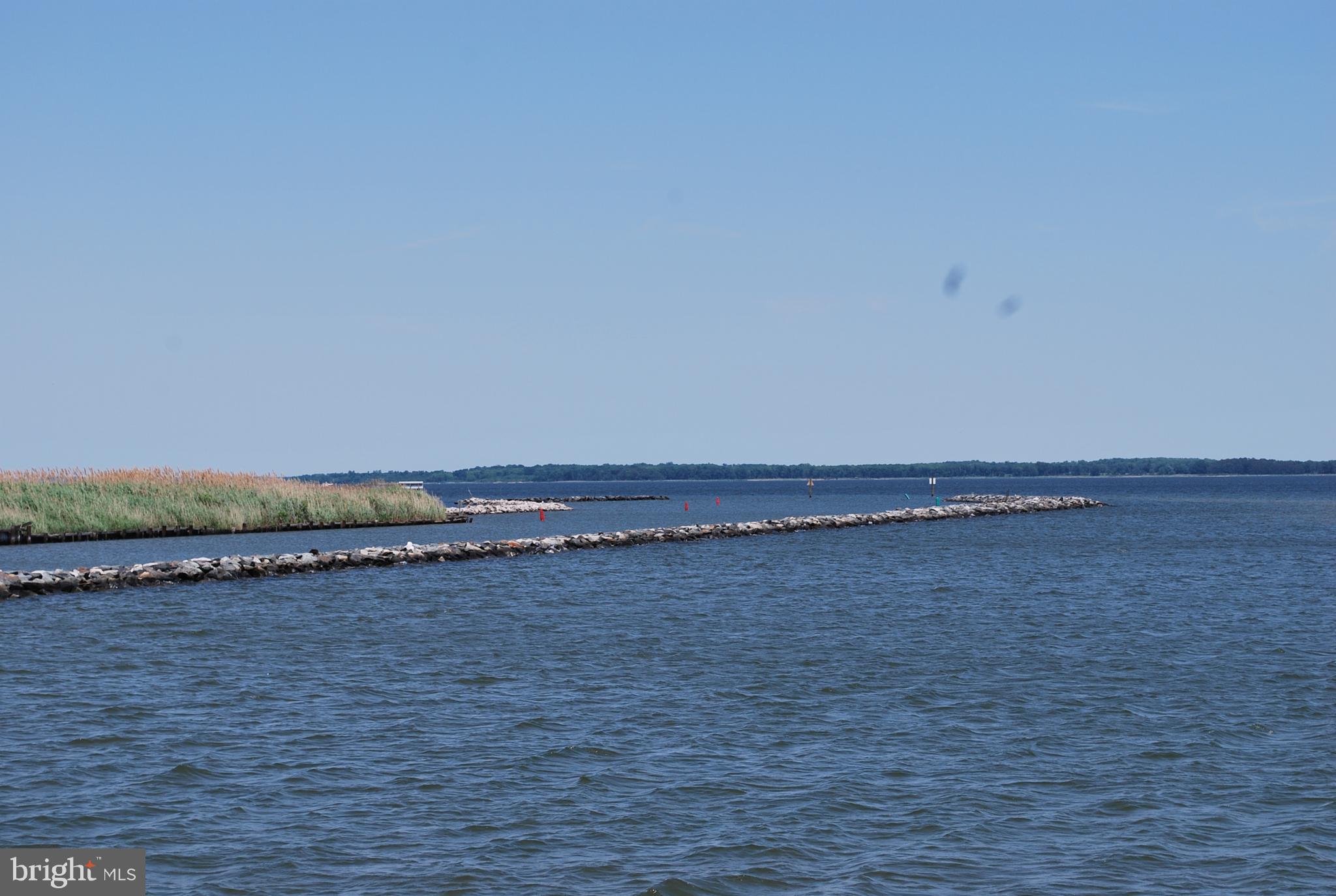 QUEENS LANDING - Residential