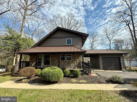 Homes For Sale - 22224 Monterey Place<br/> LEONARDTOWN, MD 20650